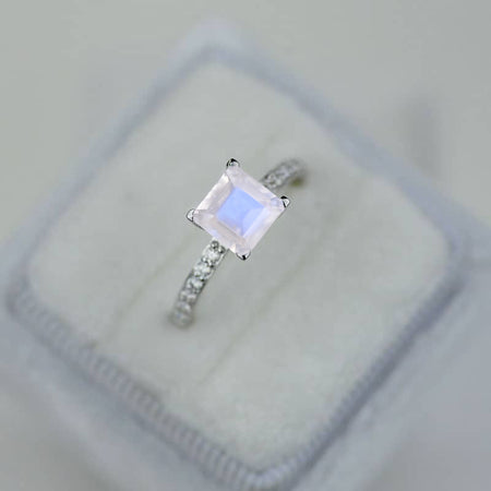 1.5 Carat Princess Cut Genuine moonstone Engagement Gold Ring