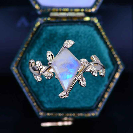 2.5 Carat Kite GenuineGenuine Moonstone Engagement Ring. 2.5CT Fancy Shield Shape Alexandrite 14K Yellow Gold Ring