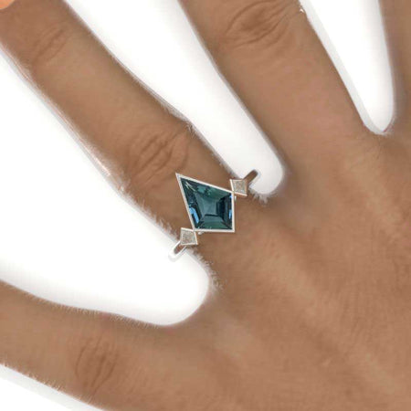 2.5 Carat Fancy Kite Shield Teal Sapphire Engagement Ring. 2.5CT Non Traditional Moissanite Ring