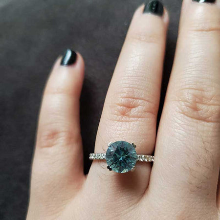 2 Carat Round Teal Sapphire Ring