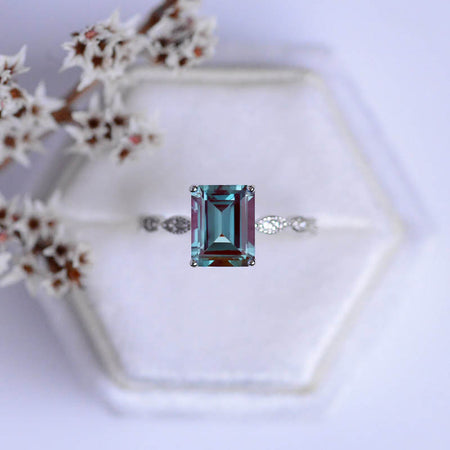 3 Carat Emerald Cut Alexandrite Luxury Vintage Ring