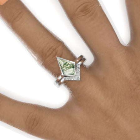 2.5 Carat Kite Genuine Moss Agate  Engagement Ring. 2.5CT Fancy Shield Shape Moss Agate Ring Set