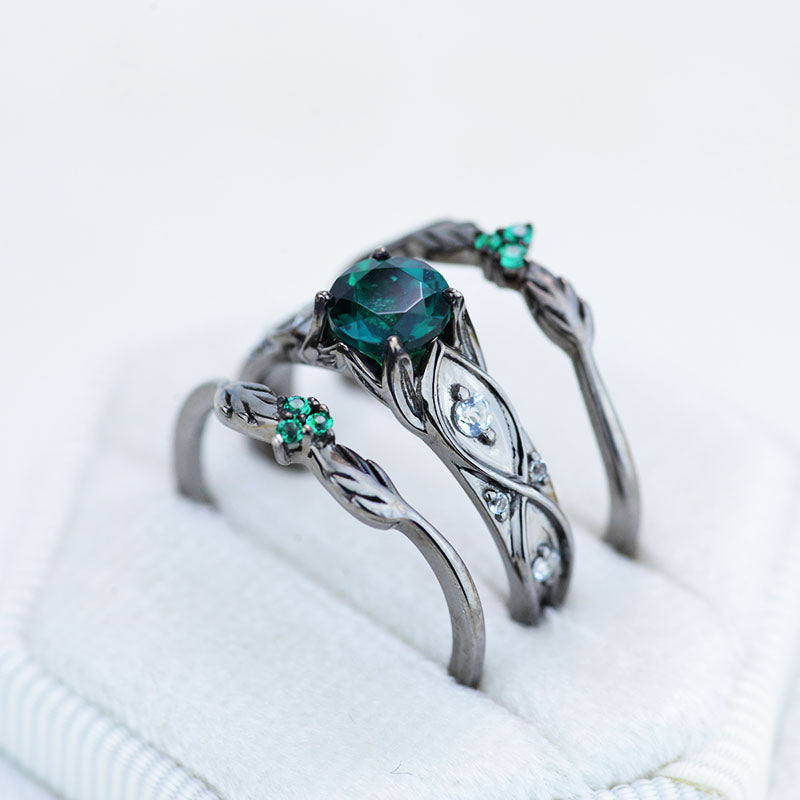 14K Black Gold Emerald Celtic Engagement Ring - Giliarto