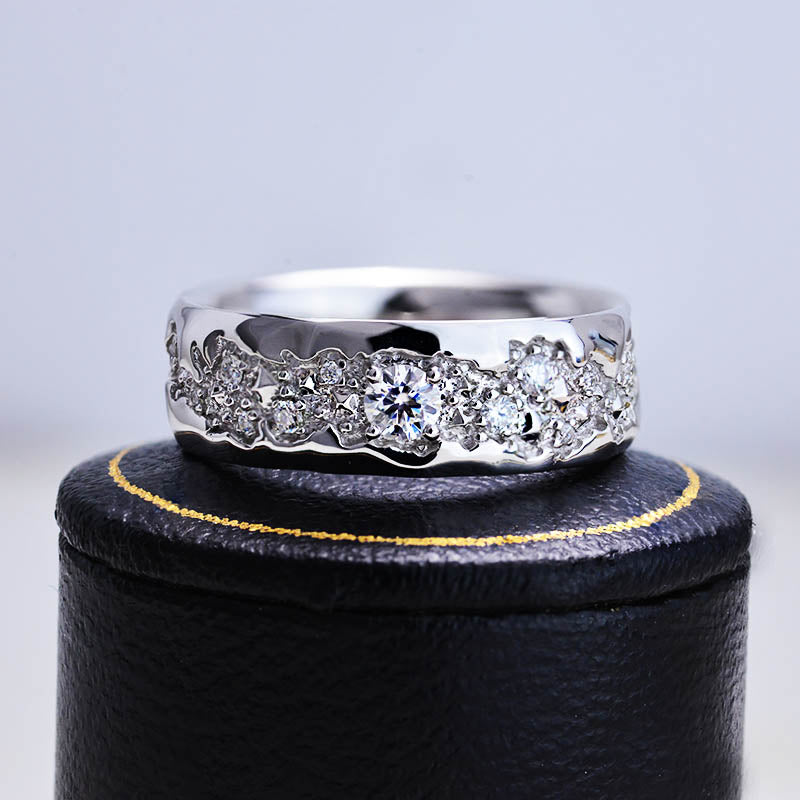 The Platinum Wedding Band: The Handy Guide Before You Buy