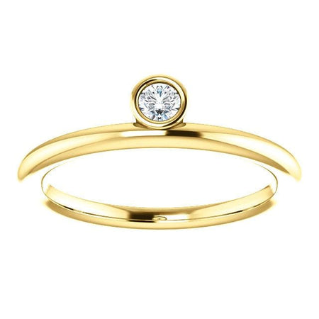 14K Gold Yellow 3mm Round Forever One Moissanite Ring - Giliarto